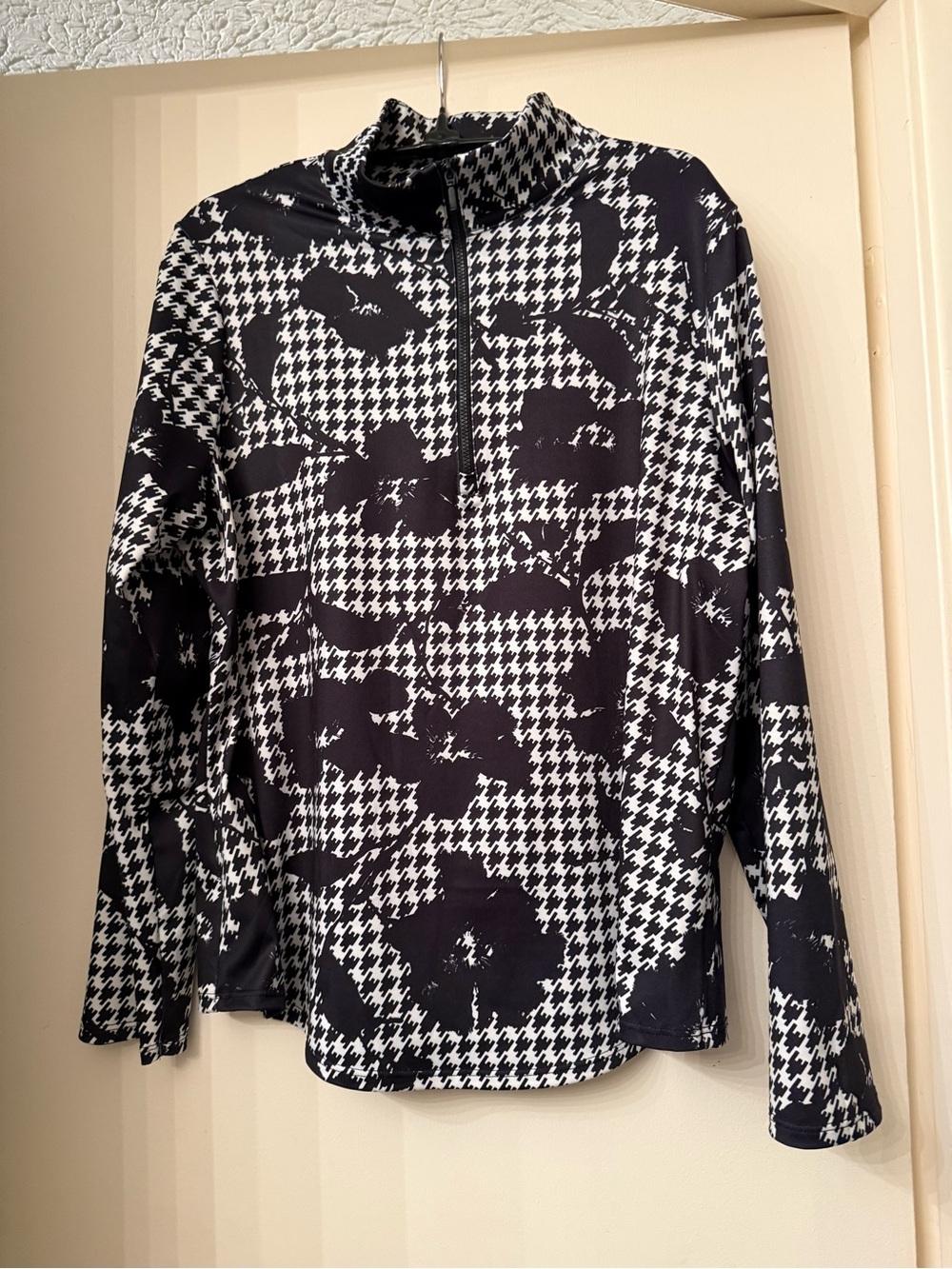 Chico's Black and White Houndstooth Floral Half-Zip Pullover - Size 2 (US 12)